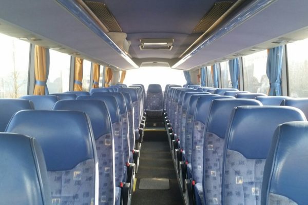 XL-Bus-innen-min