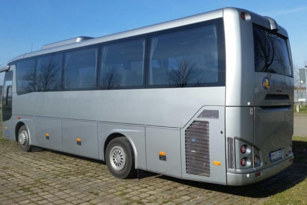 clubbus-seitenansicht