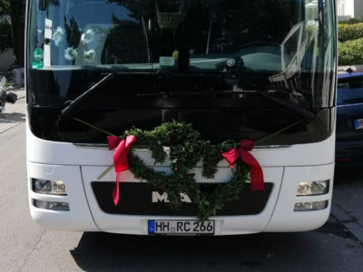 hochzeitsbus-buchsbaum-herzen
